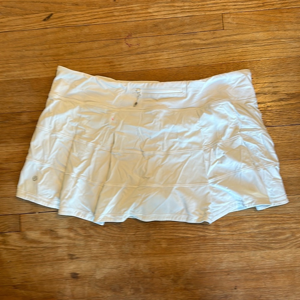 Lululemon White Skirt size 12